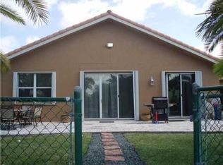 16136 SW 66th Ter, Miami, FL 33193