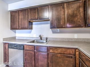 128 N 40th St APT 1, Omaha, NE 68131