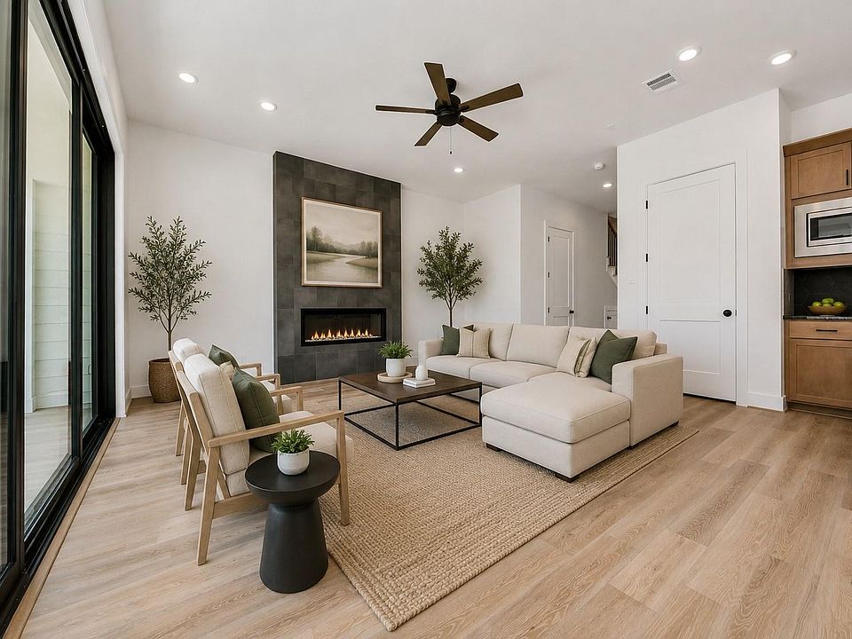1st image of 1418 Caywood Ln #D