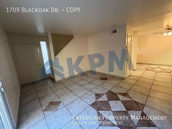 4th image of 1709 Blackoak Dr