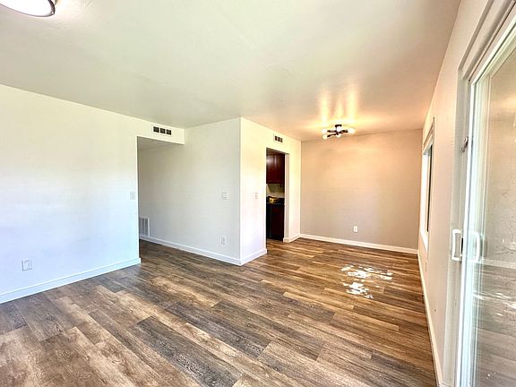 5th image of 14441 127th Ln NE APT S2