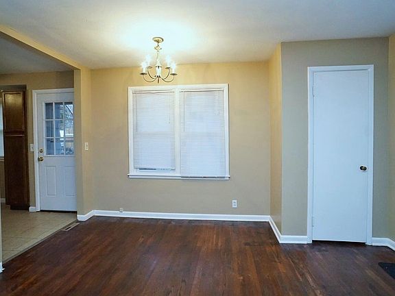 3rd image of 2321 S 37th St