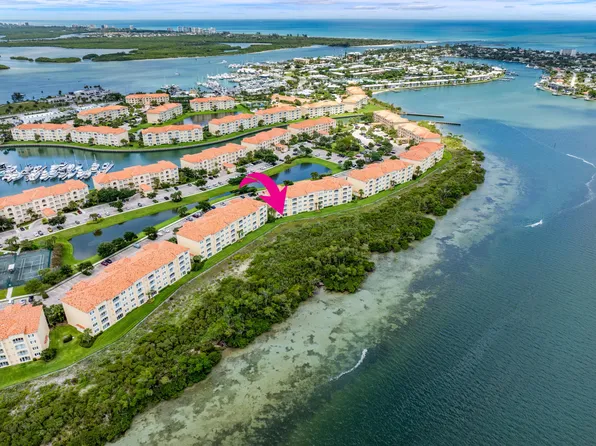 24 Harbour Isle Drive W #106, Fort Pierce, FL 34949