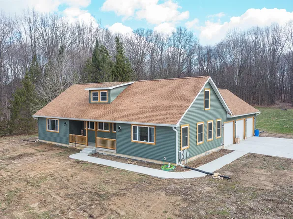 12500-11 Mile Rd, Ceresco, MI 49033