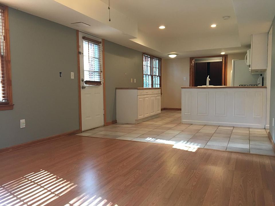 1st image of 1385 Kaley Ct