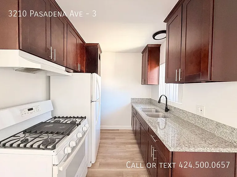 3210 Pasadena Ave #3 — Photo 5