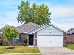5741 E 146th St S, Bixby, OK 74008