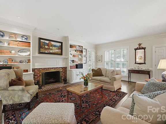 4th image of 4145 Moorland Dr