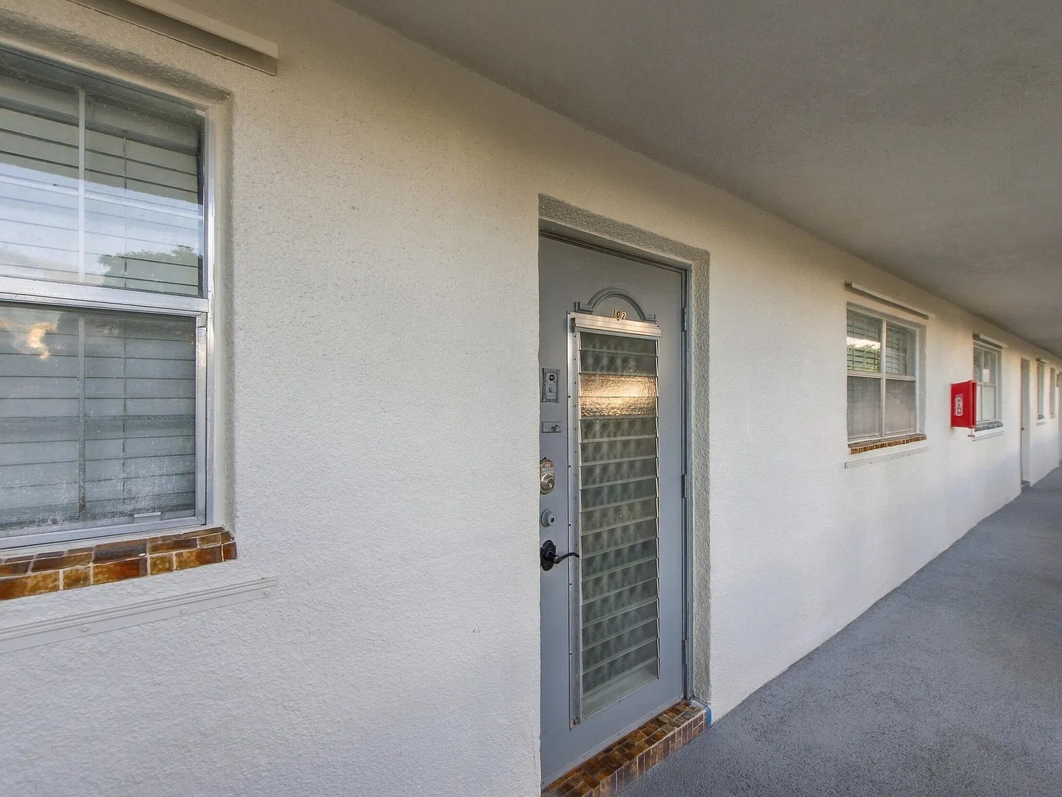 8285 Sunrise Lakes Blvd — Photo 1