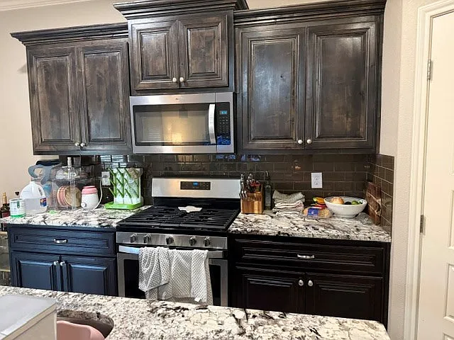 5303 Logan Ct — Photo 4