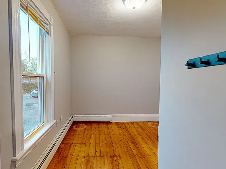 11 Hammond St #1 — Photo 4