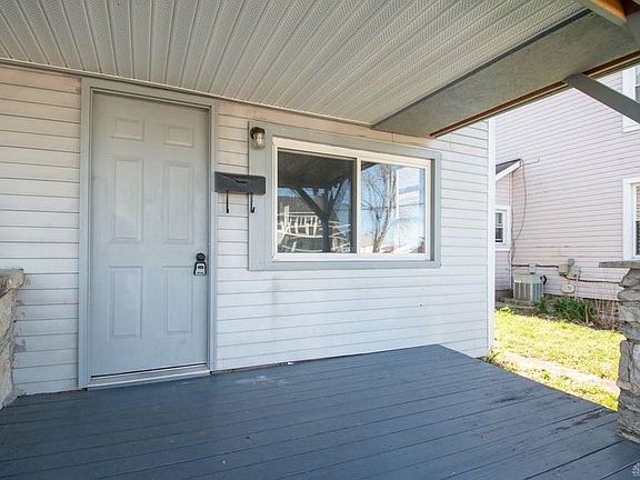 3rd image of 432-434 S 2nd St