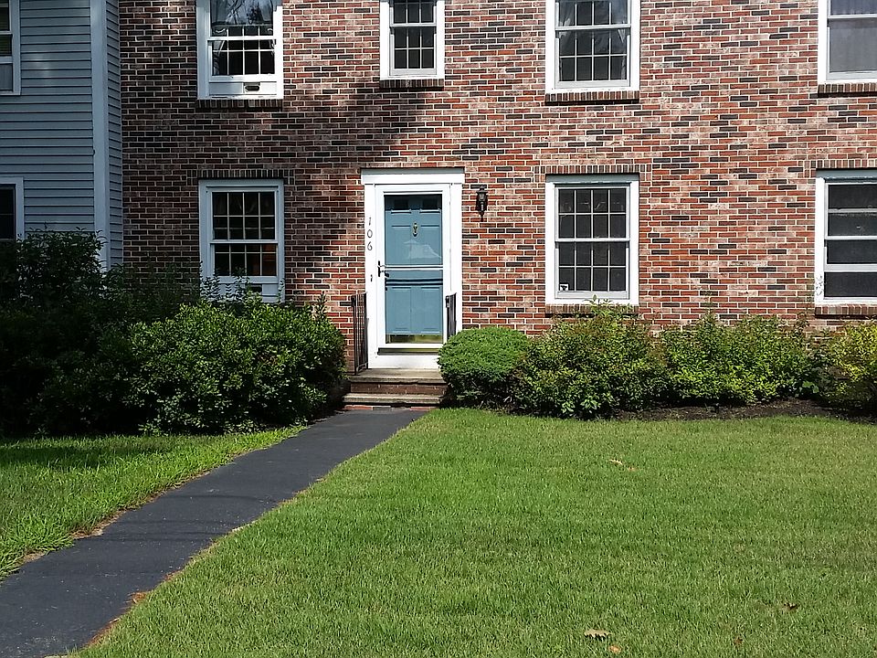 1st image of 5 Oregon Ave APT 106