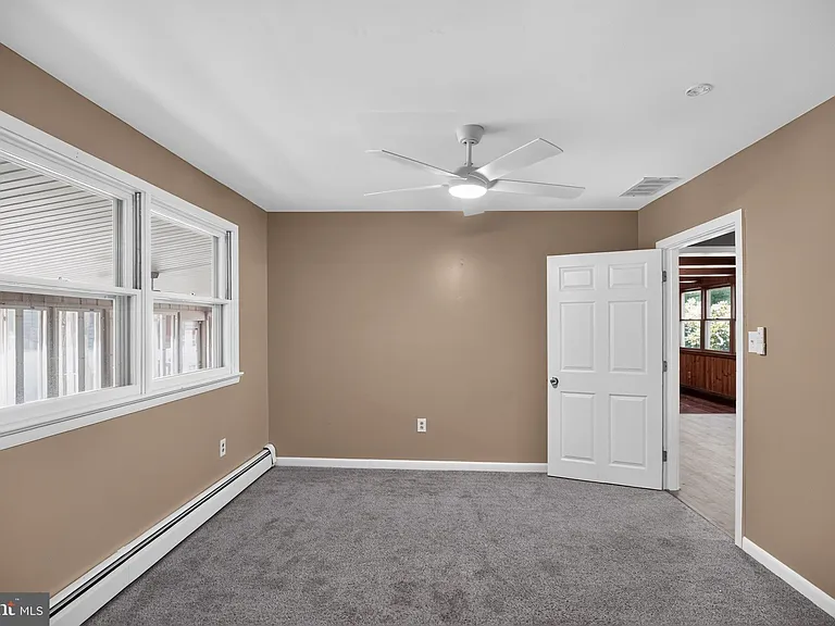 930 Sykesville Rd — Photo 15
