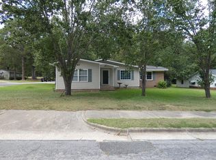 215 W 4th St, Alma, GA 31510