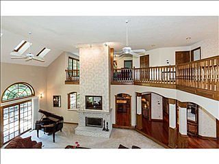 5th image of 9353 Easton View Ln