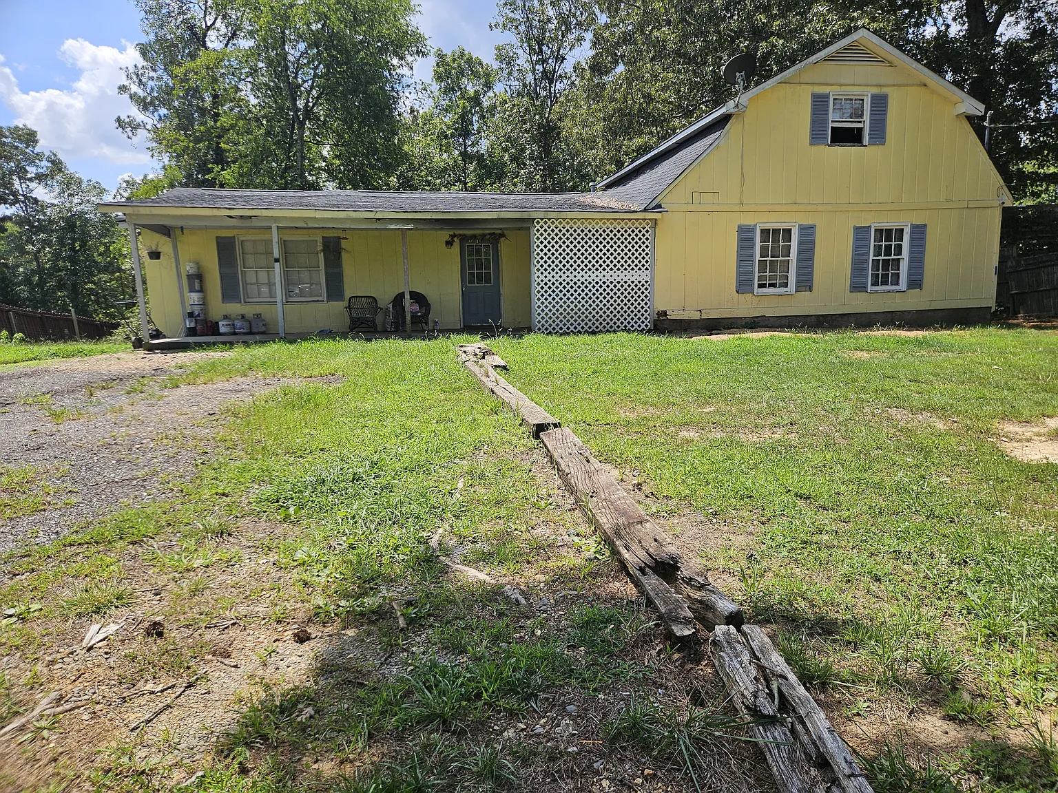 457 Cashtown Loop Rd — Photo 1