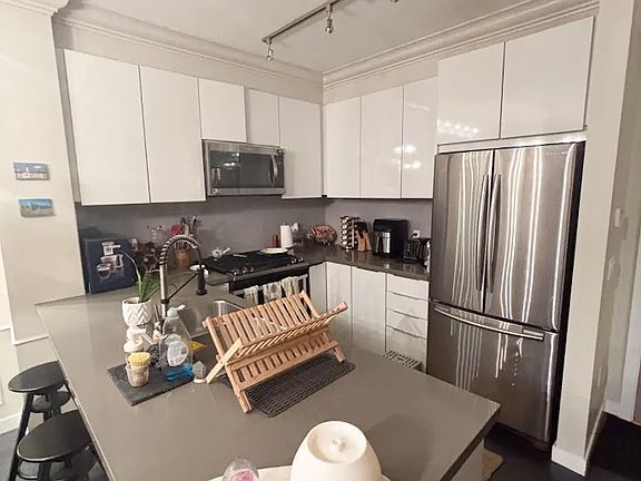 4th image of 607 Cottonwood Ave #7