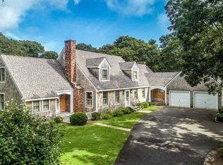 42 Witchwood Ln, Edgartown, MA 02539
