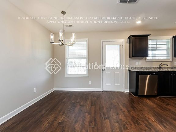 3rd image of 1604 Gambill Wood Dr