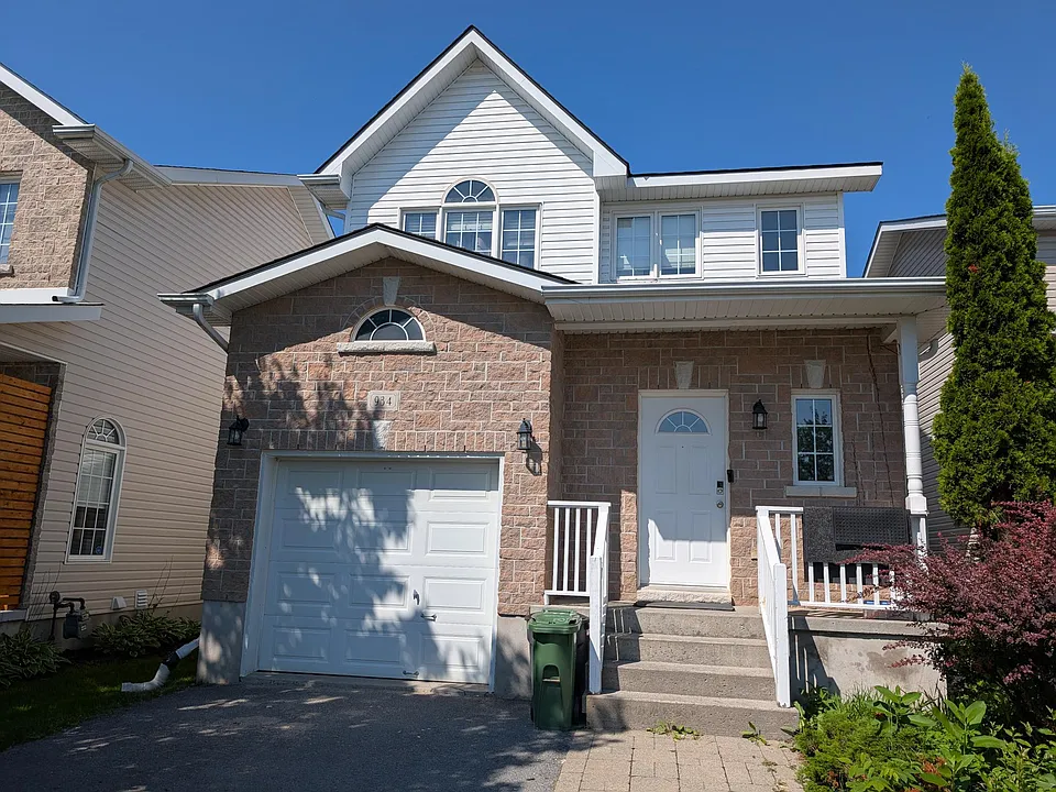 934 Bluffwood Ave