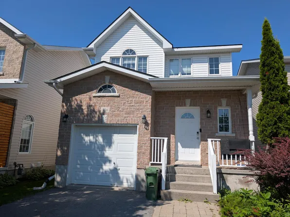934 Bluffwood Ave, Kingston, ON K7K 7K4