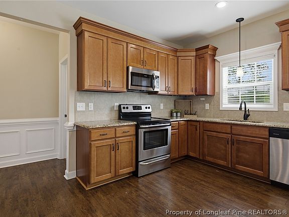 4th image of 103 Crossbridge Ln
