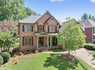 5320 Avonshire Ln, Cumming, GA 30040