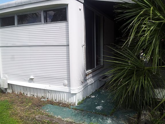 4th image of 10636 Gandy Blvd N Lot 102