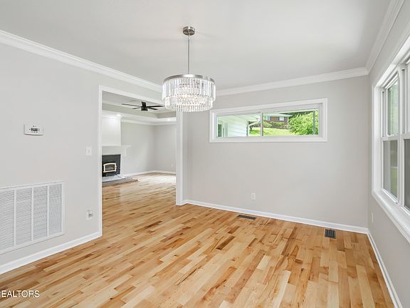 5th image of 5209 Skyline Dr