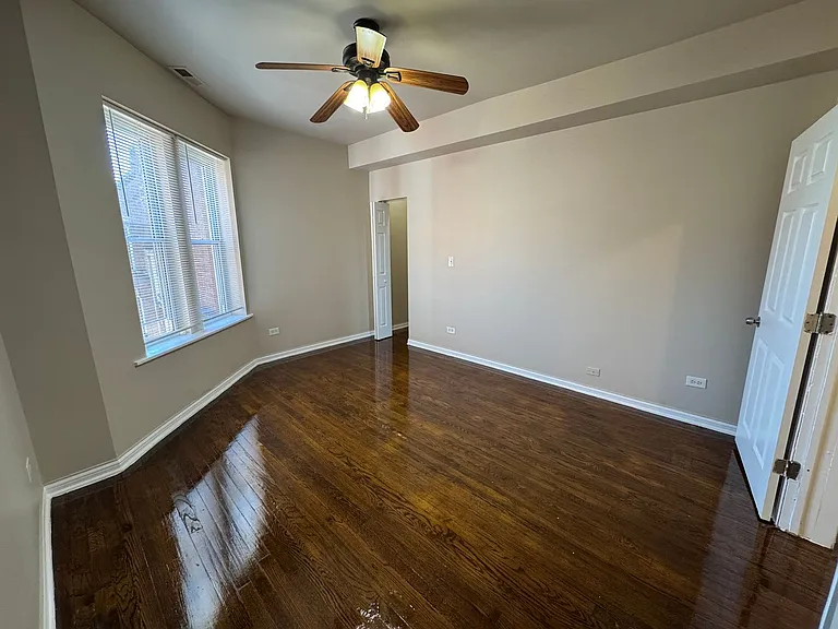 7016 S Sangamon St #3 — Photo 4