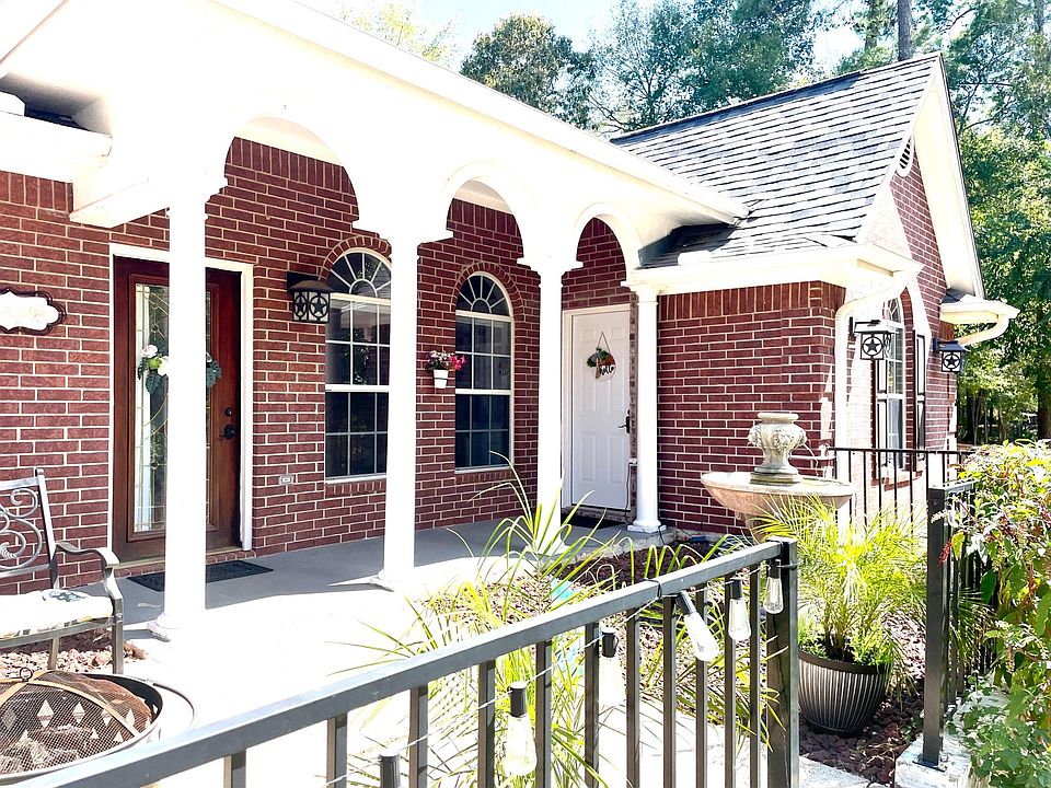 1st image of 905 Dogwood Trl #A