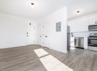 1252 Main St #203, East Hartford, CT 06108