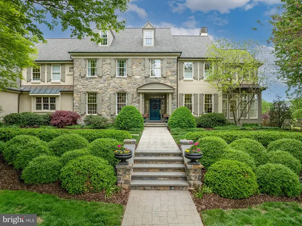 901 Greenside Dr, Lititz, PA 17543
