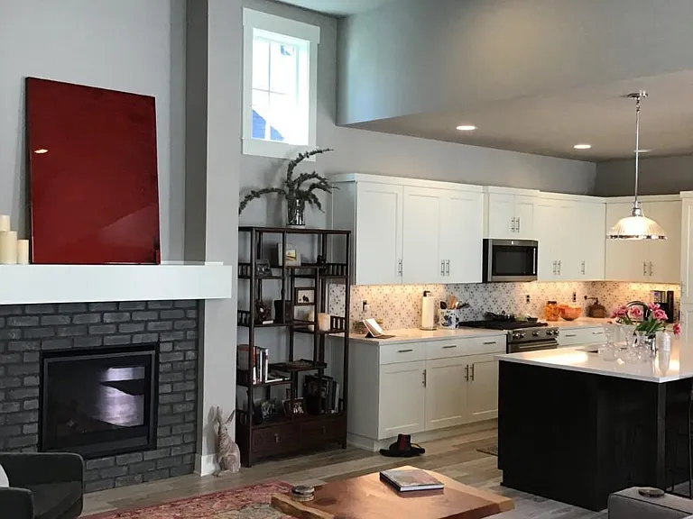 2740 NW Ordway Ave — Photo 9