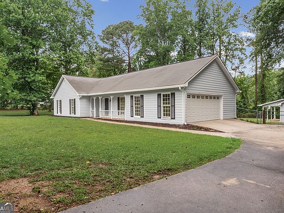 4th image of 60 London Ln