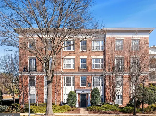 7 Booth St Unit 402, Gaithersburg, MD 20878