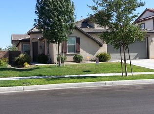 10121 Riata Ln, Bakersfield, CA 93306