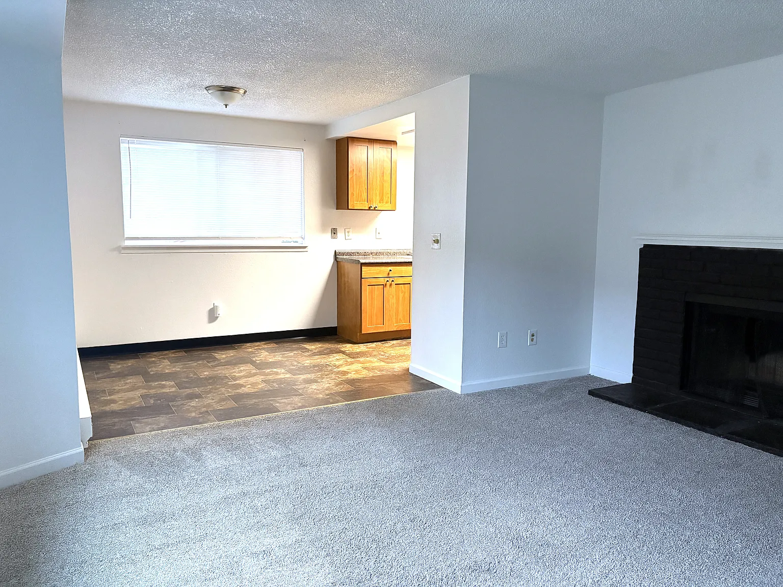 2 bed, 900 sqft, $1,650 — Photo 1