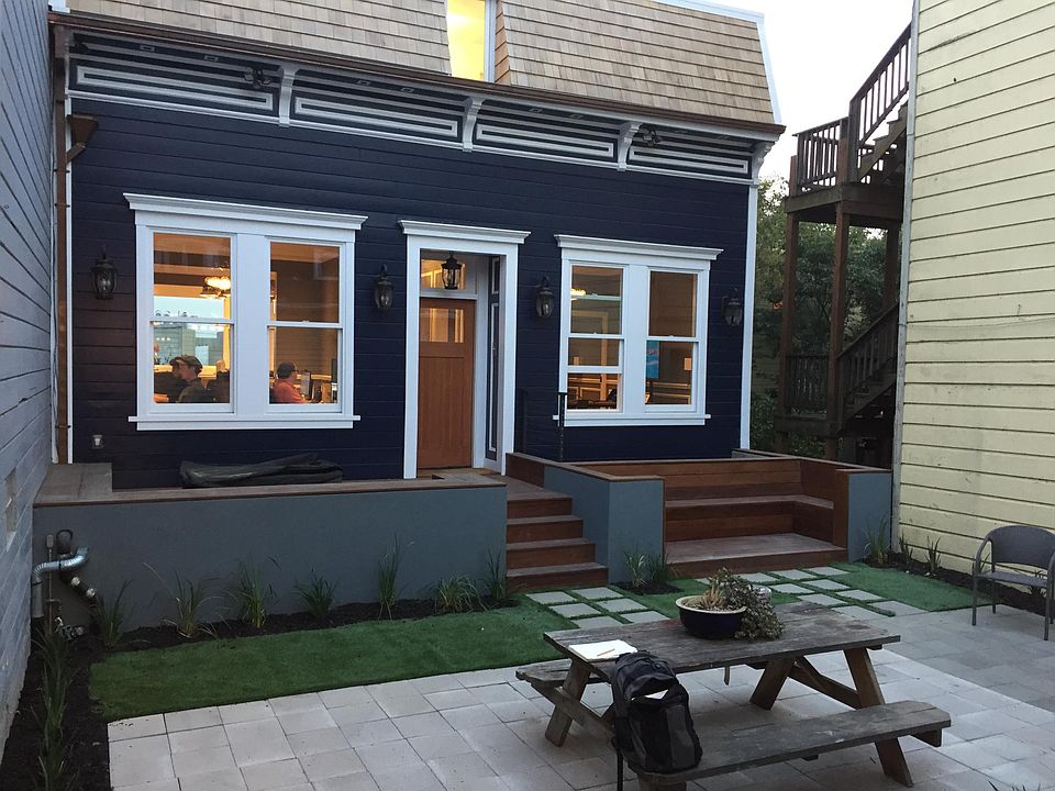 1st image of 777 Oak St