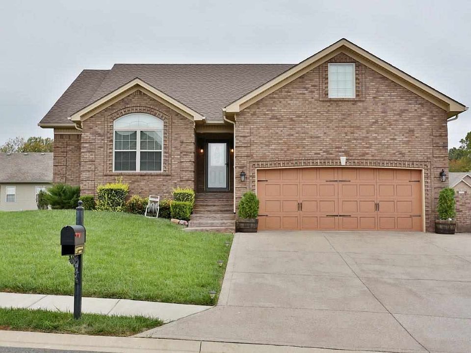1st image of 119 Victory Lake Dr