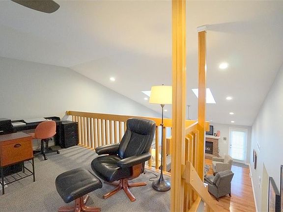 5th image of 5382 Village Station Cir