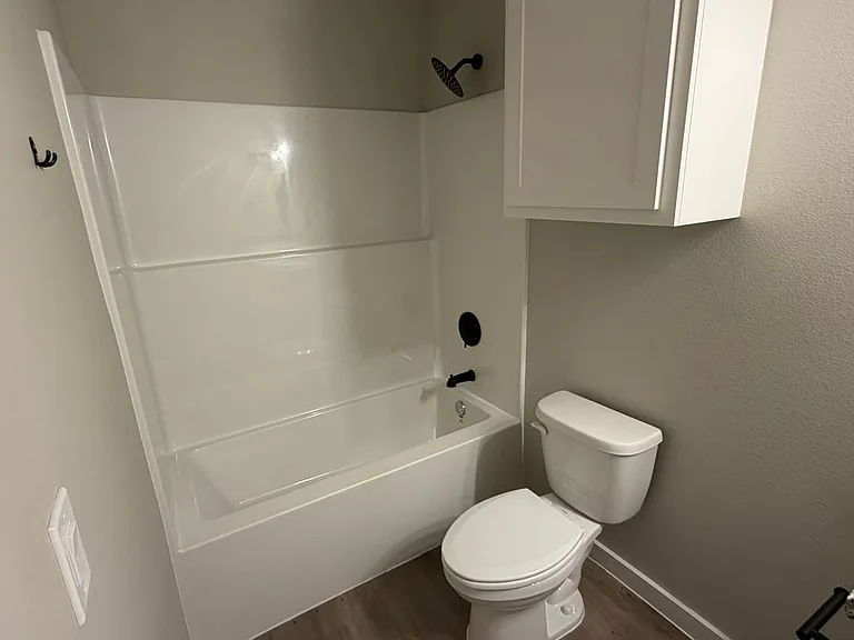 518 Colorado St — Photo 14
