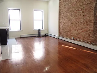 Rented by Evergreen Realty & Investments