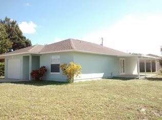 375 16th St SW, Vero Beach, FL 32962