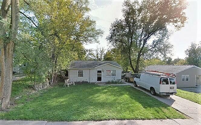 2nd image of 3617 Ellison Ave
