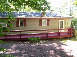1167 Hunter Dr, Tobyhanna, PA