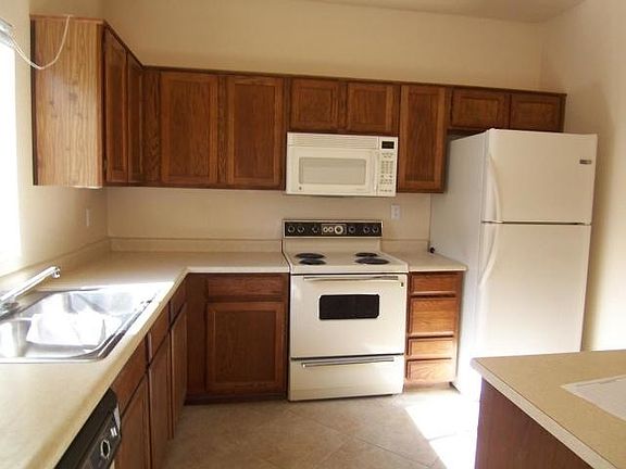 4th image of 18830 N 34th Ln Unit 6