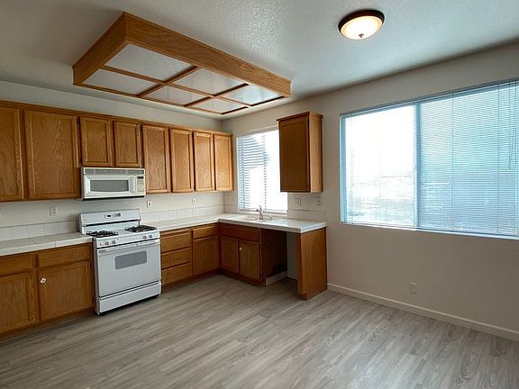 5th image of 6391 Chesterbrook Dr
