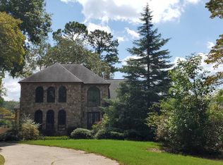 8 Overlook Dr, Newnan, GA 30265
